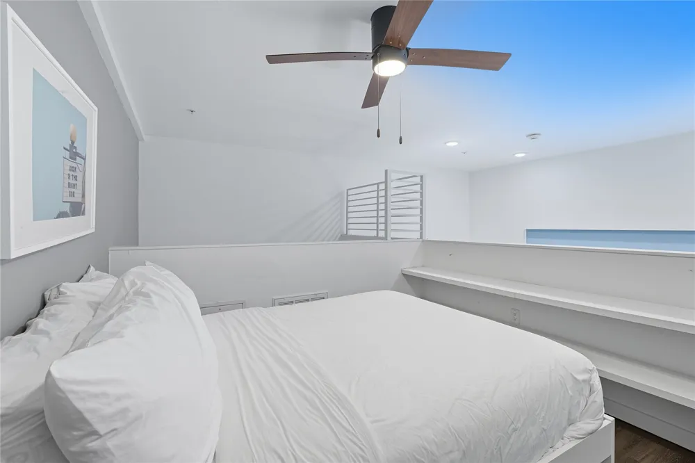 49 Navasota Street #205 Austin, TX 78702