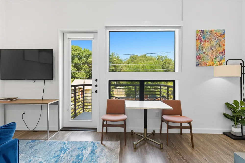 49 Navasota Street #205 Austin, TX 78702