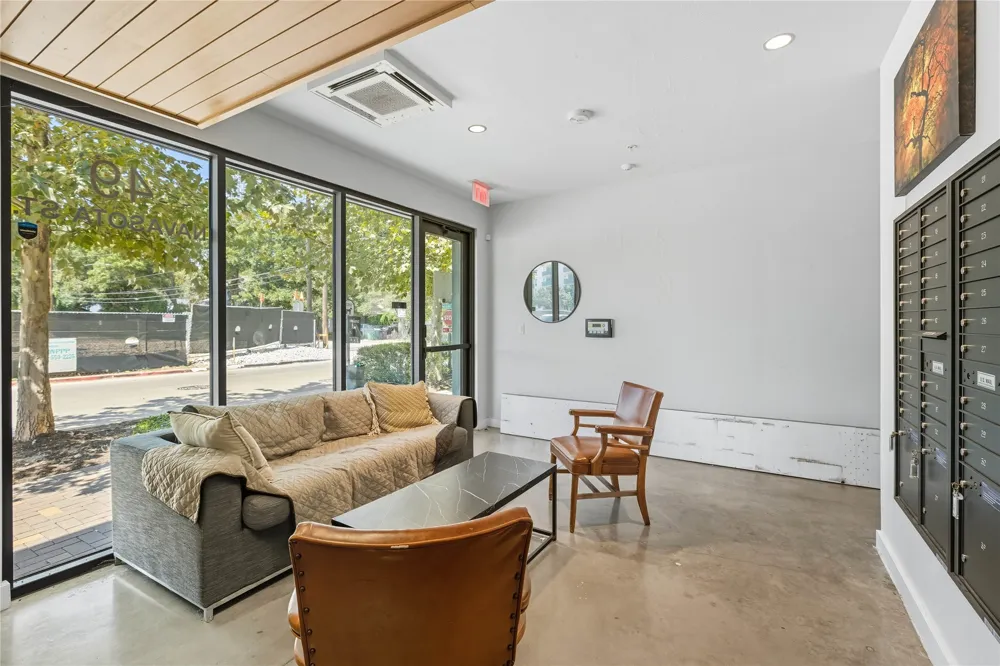 49 Navasota Street #205 Austin, TX 78702