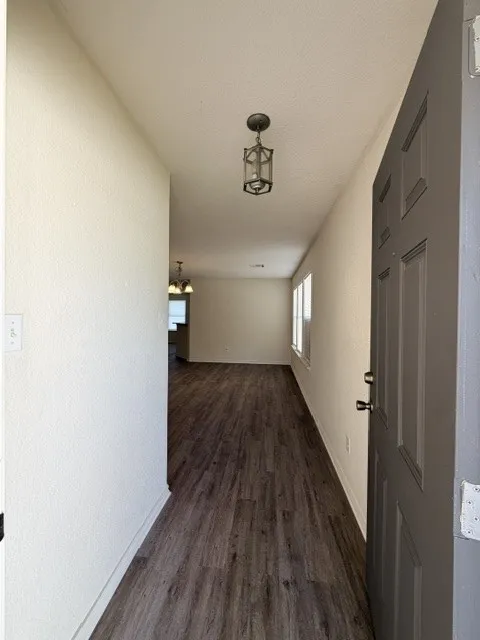 18421 Crestwind Cove Elgin, TX 78621
