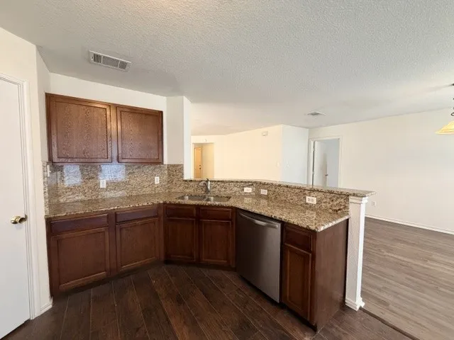 18421 Crestwind Cove Elgin, TX 78621