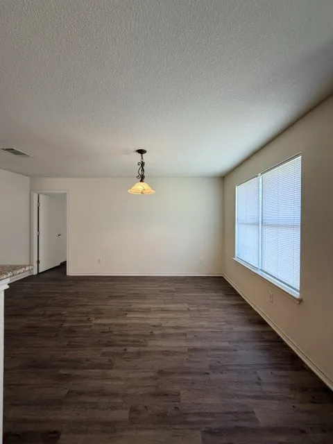 18421 Crestwind Cove Elgin, TX 78621