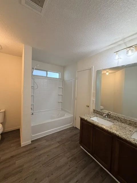 18421 Crestwind Cove Elgin, TX 78621