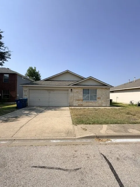 18421 Crestwind Cove Elgin, TX 78621