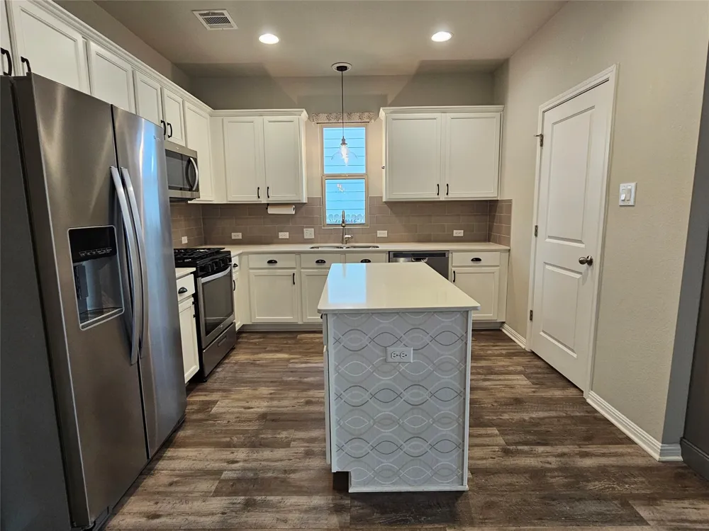 2800 Seneca Path #39 Georgetown, TX 78628