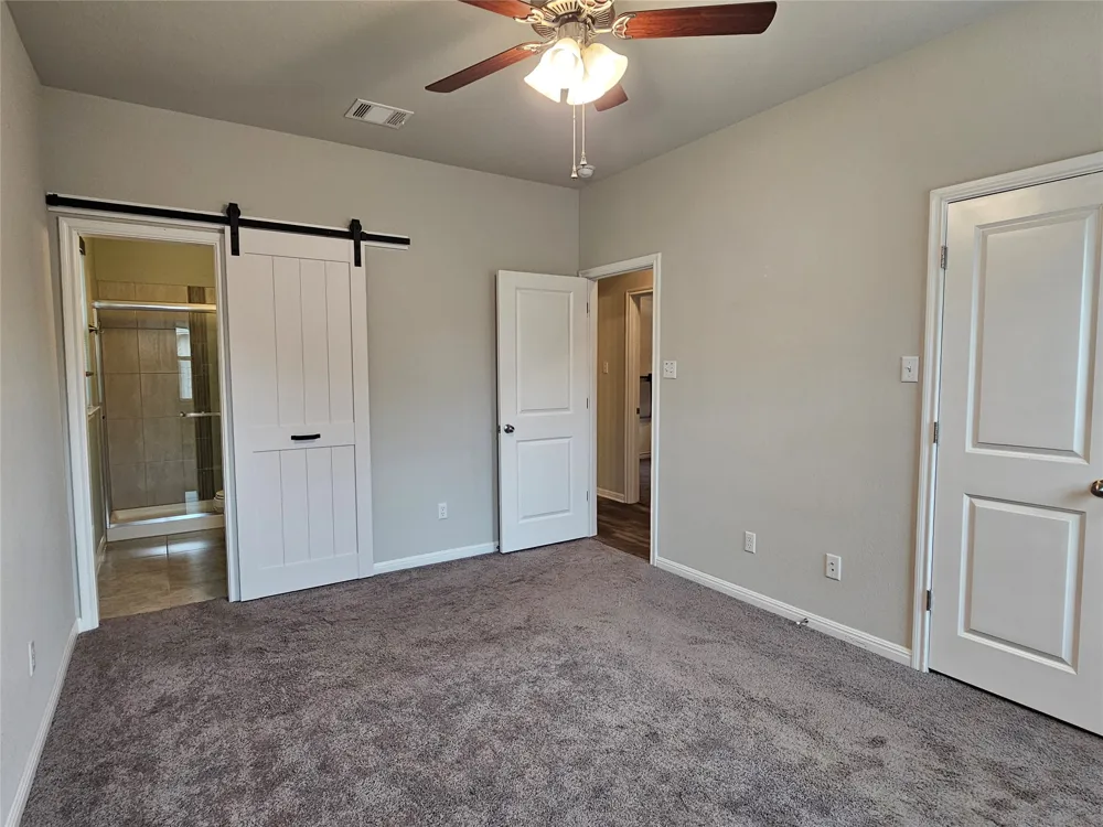 2800 Seneca Path #39 Georgetown, TX 78628