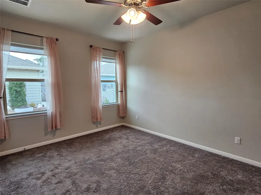 2800 Seneca Path #39 Georgetown, TX 78628