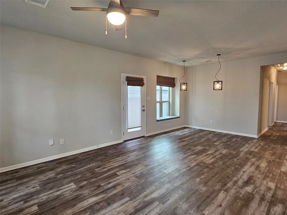 2800 Seneca Path #39 Georgetown, TX 78628