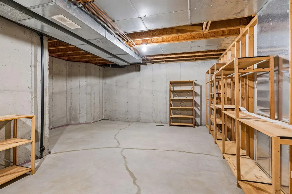 7063 Oak Pointe Curve Bloomington, MN 55438