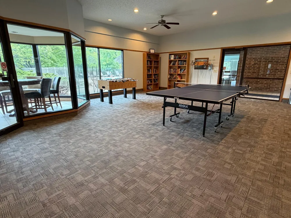 7063 Oak Pointe Curve Bloomington, MN 55438