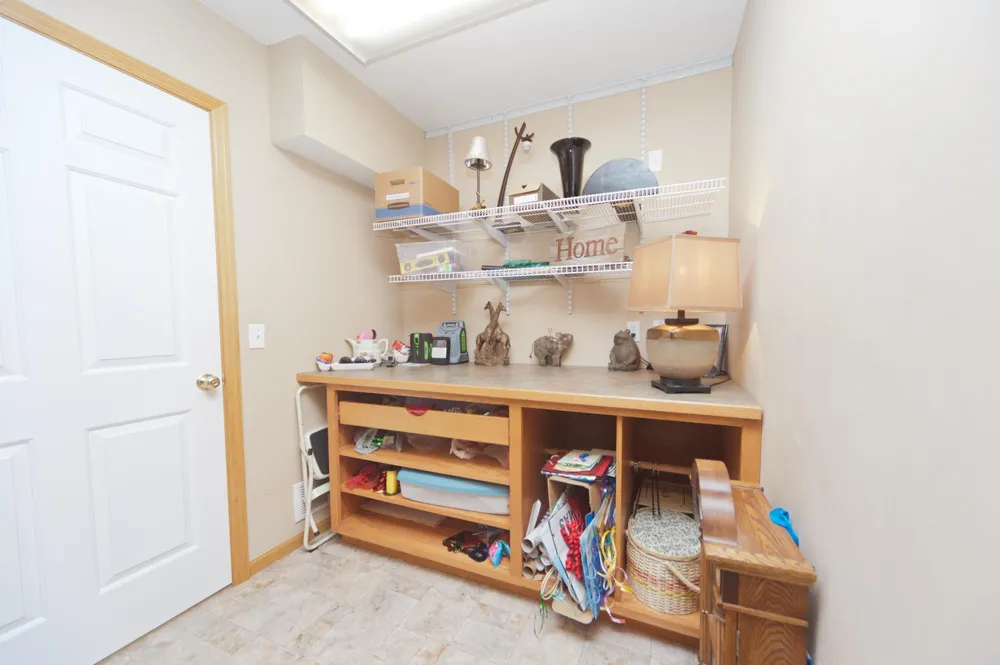 7013 Connelly Court Savage, MN 55378