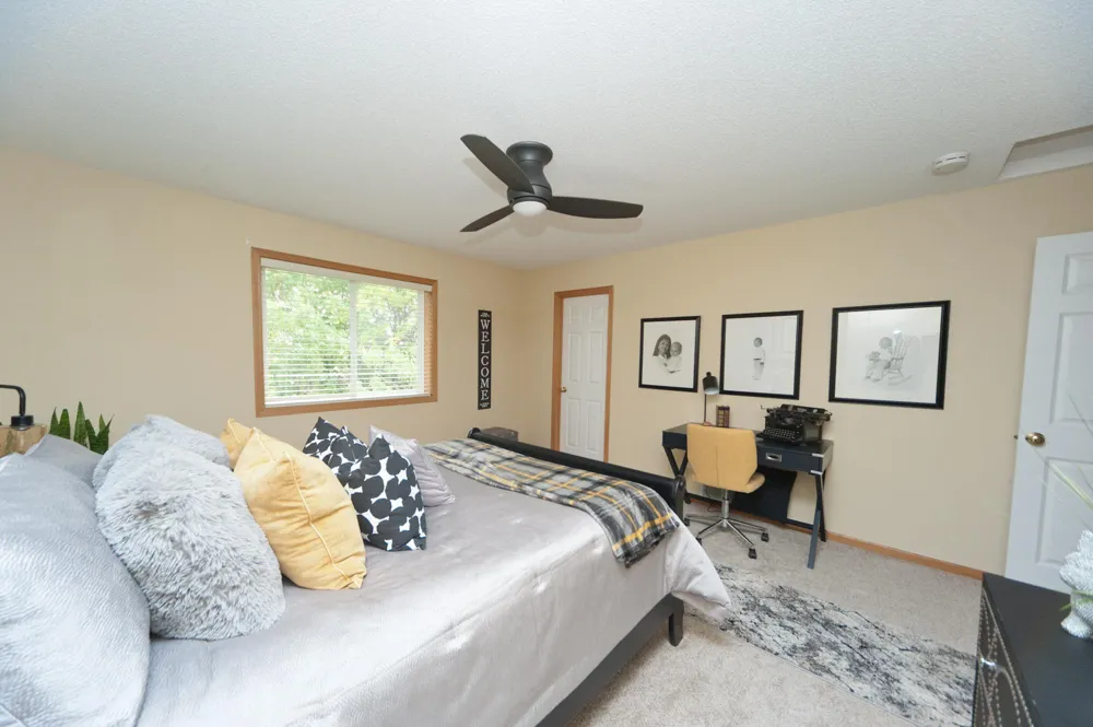7013 Connelly Court Savage, MN 55378