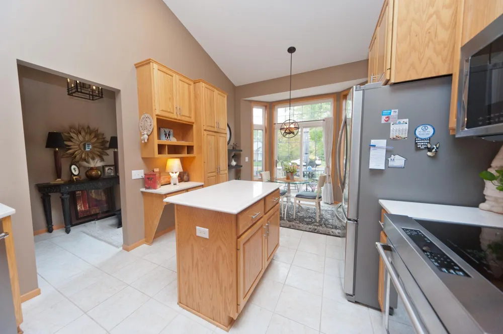 7013 Connelly Court Savage, MN 55378