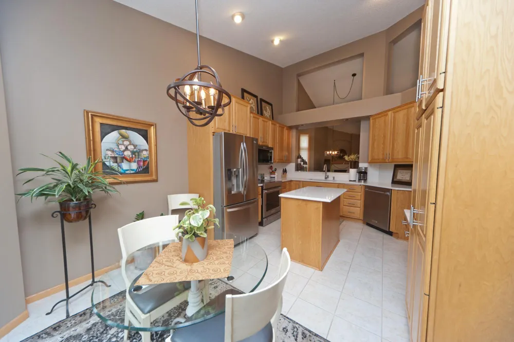 7013 Connelly Court Savage, MN 55378