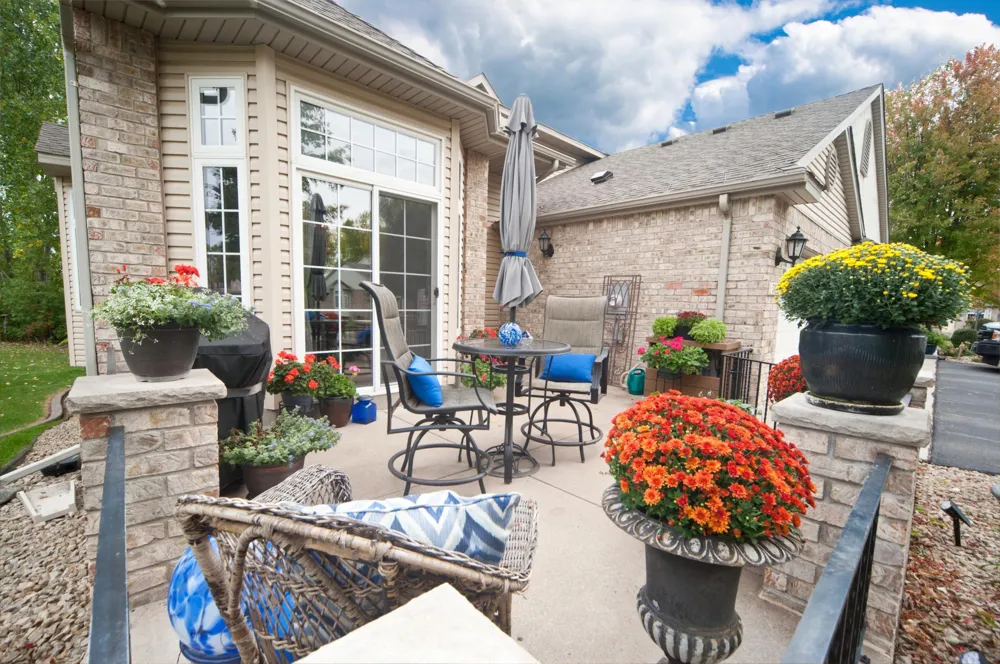 7013 Connelly Court Savage, MN 55378