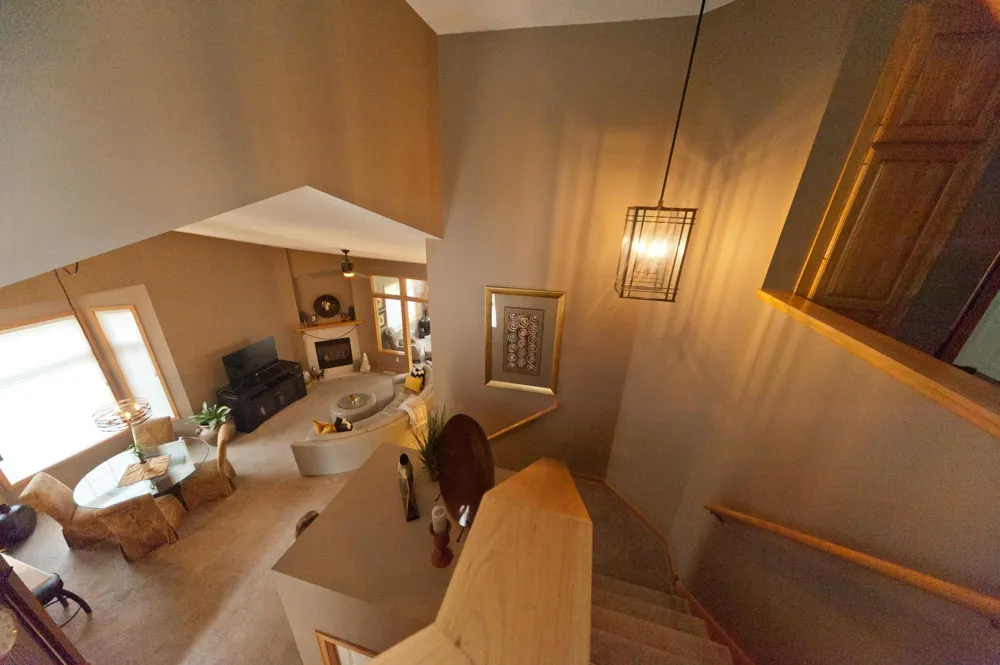 7013 Connelly Court Savage, MN 55378
