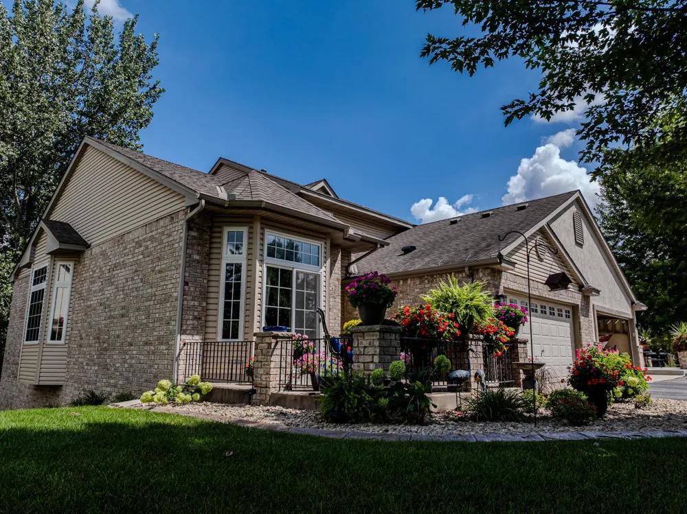 7013 Connelly Court Savage, MN 55378
