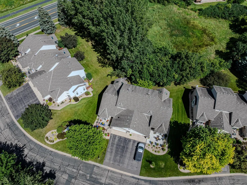 7013 Connelly Court Savage, MN 55378
