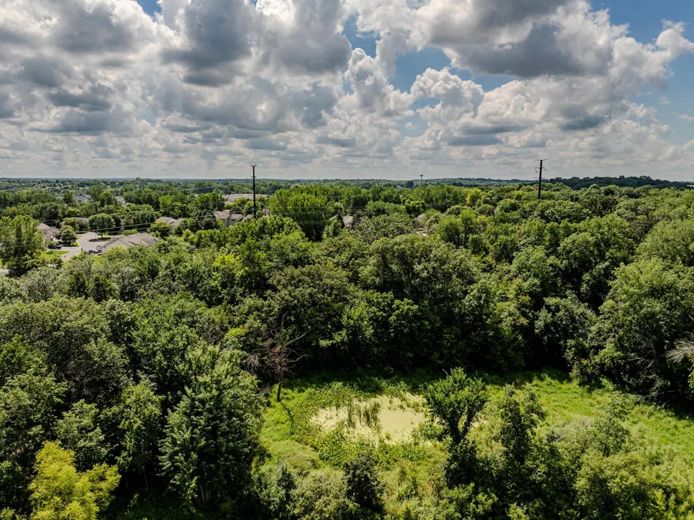 7013 Connelly Court Savage, MN 55378
