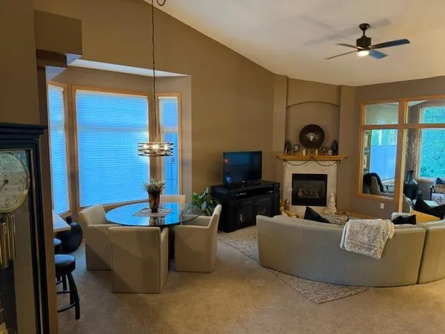 7013 Connelly Court Savage, MN 55378