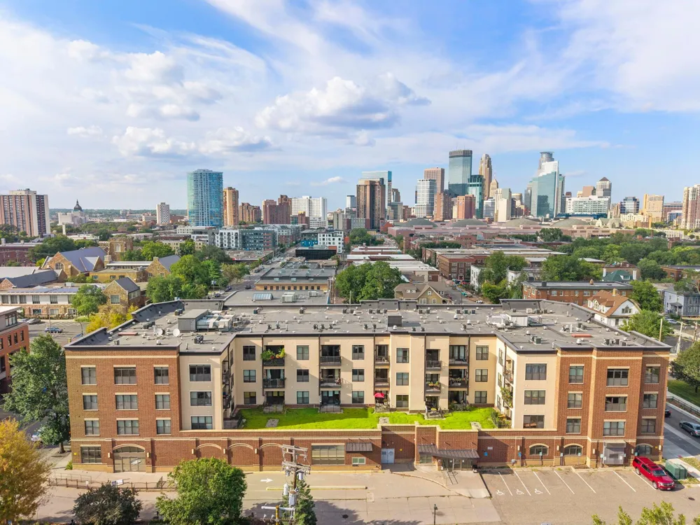 15 E Franklin Avenue #210 Minneapolis, MN 55404
