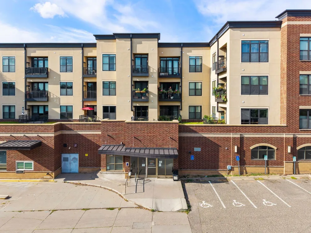 15 E Franklin Avenue #210 Minneapolis, MN 55404