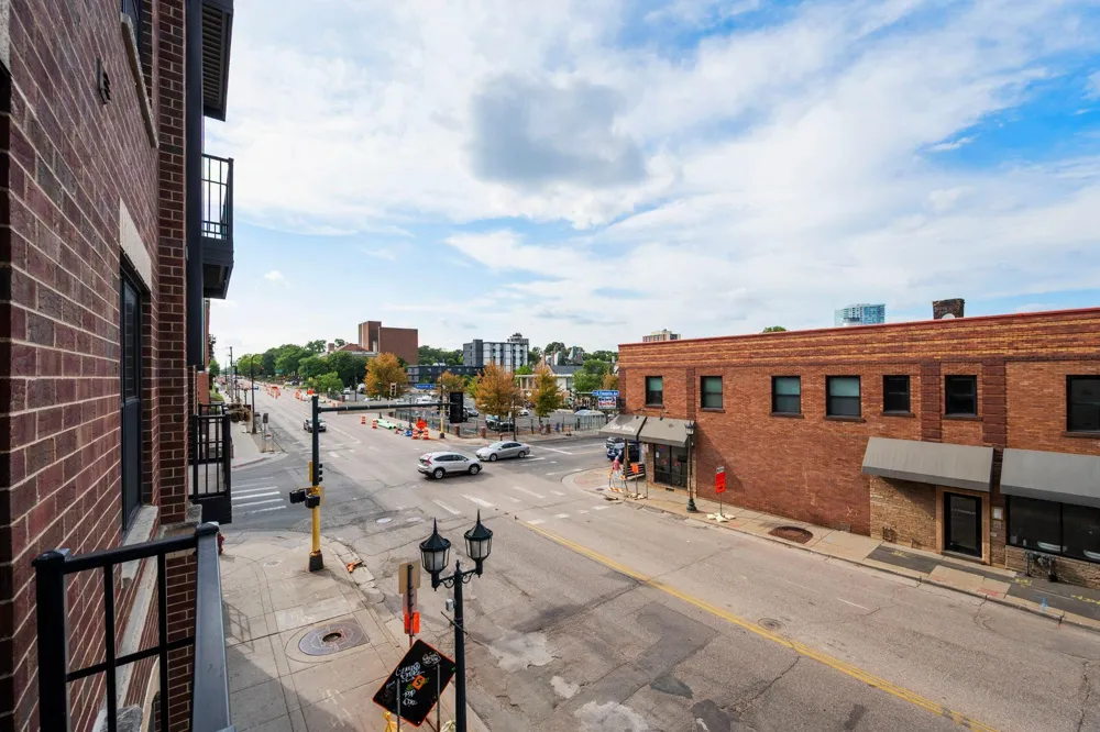 15 E Franklin Avenue #210 Minneapolis, MN 55404