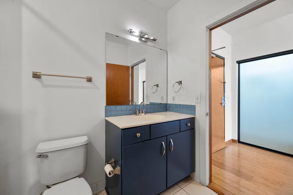 15 E Franklin Avenue #210 Minneapolis, MN 55404