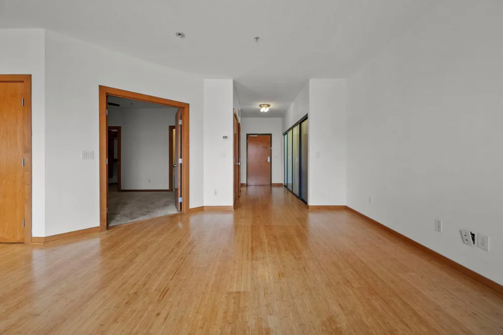 15 E Franklin Avenue #210 Minneapolis, MN 55404