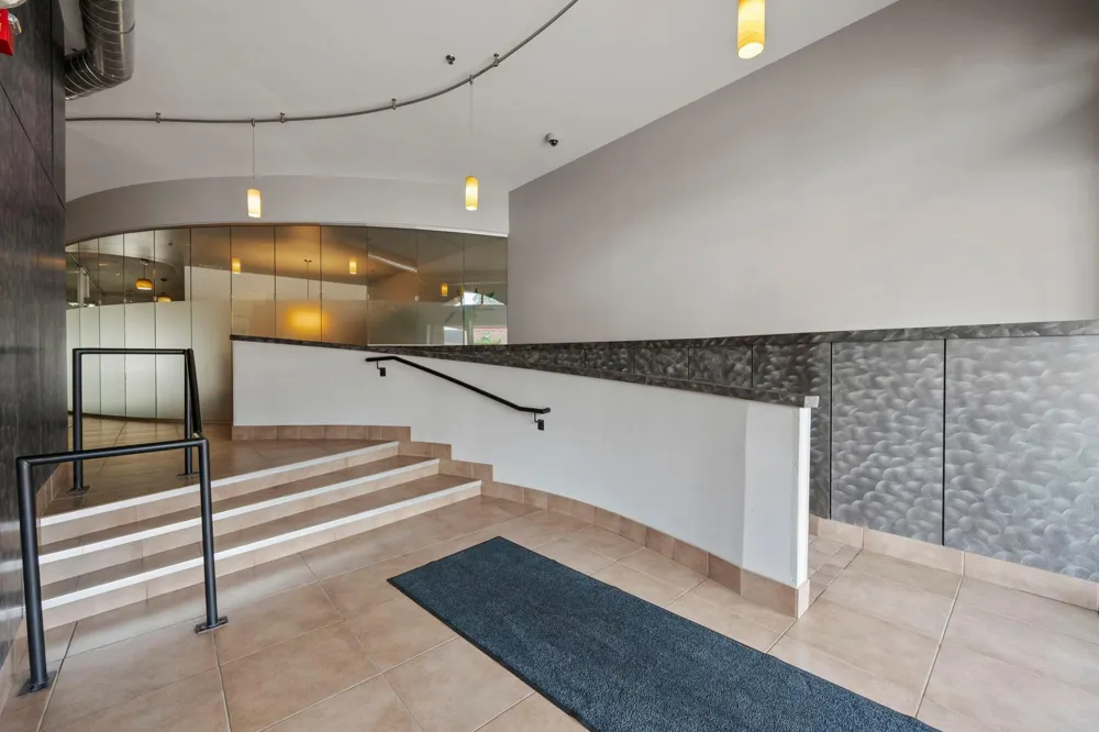 15 E Franklin Avenue #210 Minneapolis, MN 55404