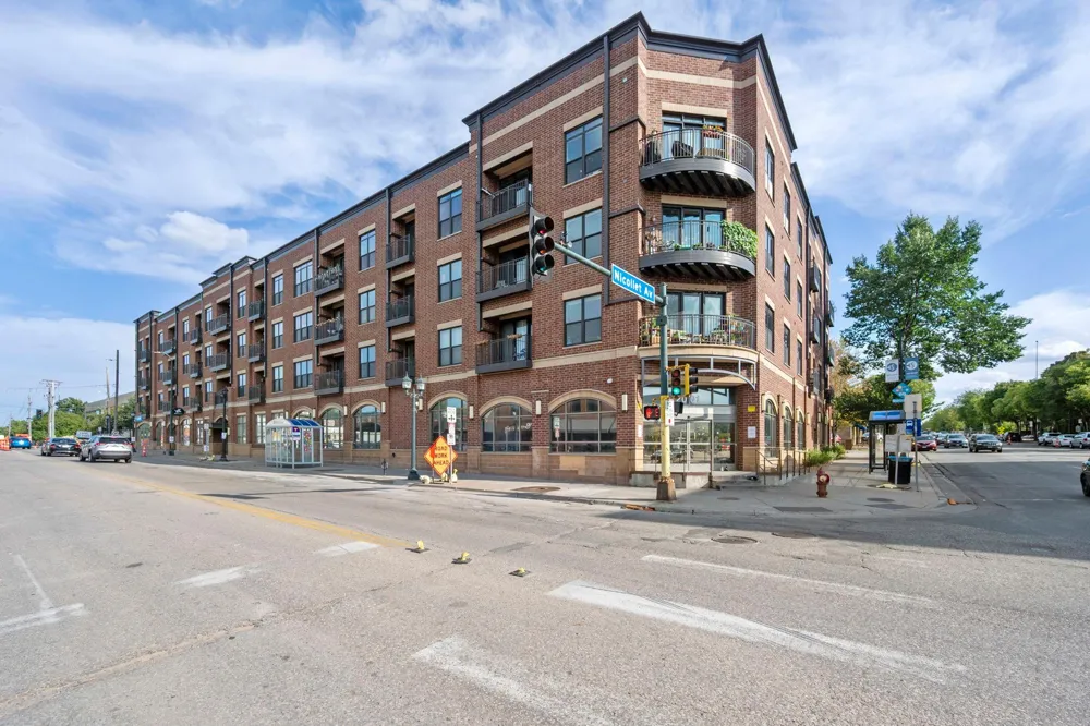15 E Franklin Avenue #210 Minneapolis, MN 55404