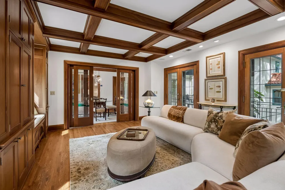 2825 Brookwood Terrace Minneapolis, MN 55410