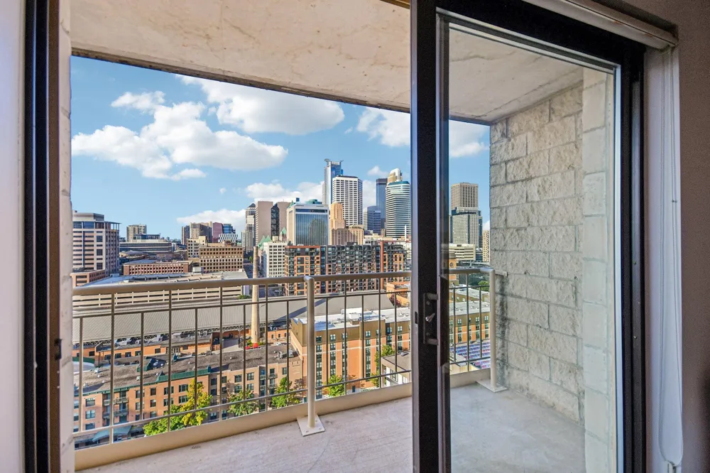 401 S 1st Street #1718 Minneapolis, MN 55401