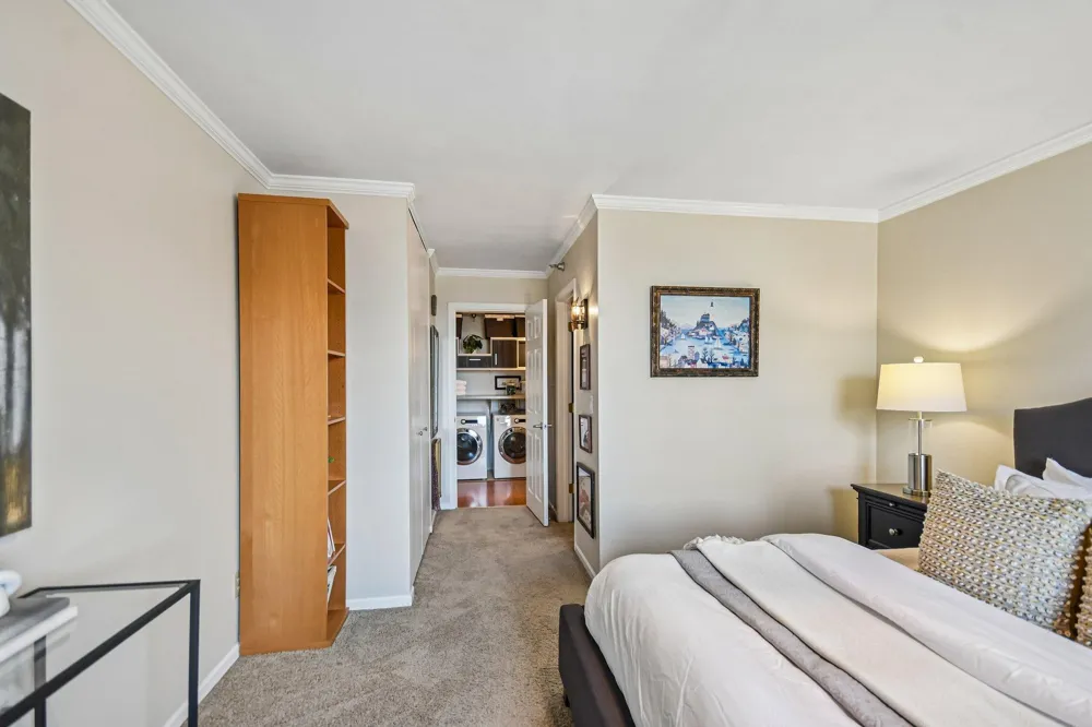 401 S 1st Street #1718 Minneapolis, MN 55401