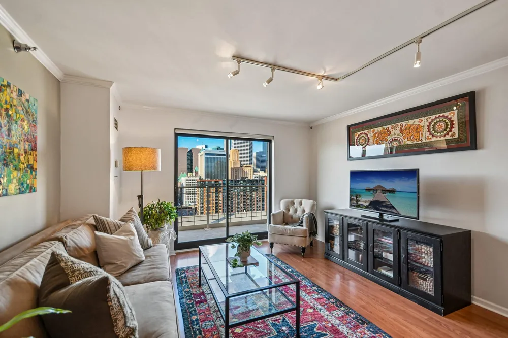 401 S 1st Street #1718 Minneapolis, MN 55401