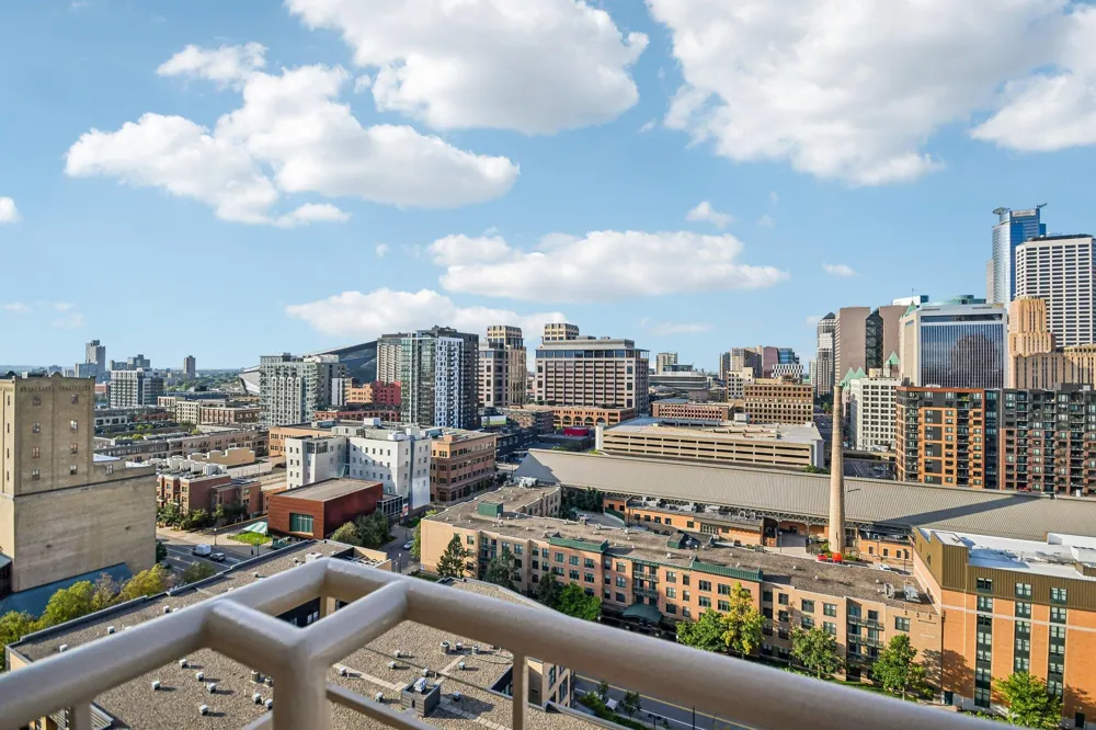 401 S 1st Street #1718 Minneapolis, MN 55401