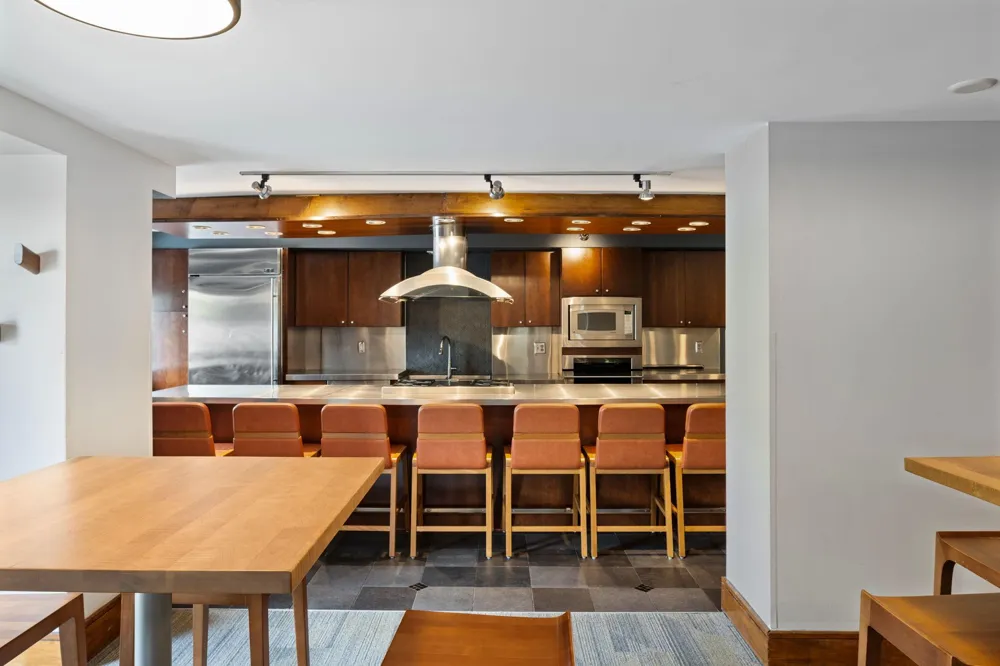401 S 1st Street #1718 Minneapolis, MN 55401