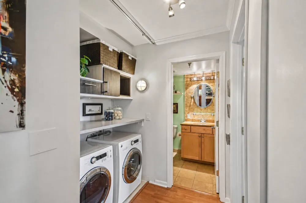 401 S 1st Street #1718 Minneapolis, MN 55401