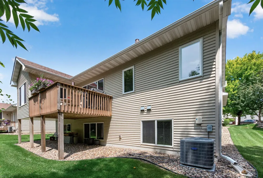 2637 Wilds Lane NW Prior Lake, MN 55372