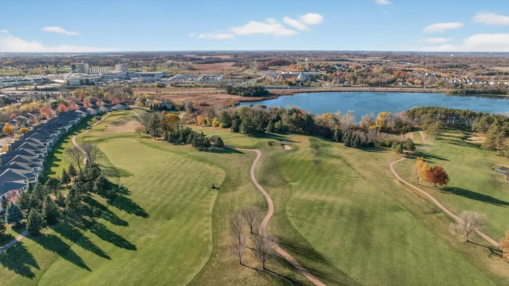 2637 Wilds Lane NW Prior Lake, MN 55372