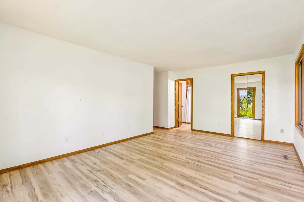 340 Inland Lane Plymouth, MN 55447