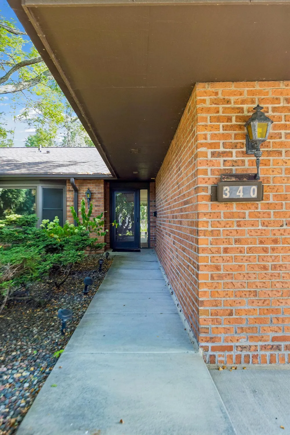 340 Inland Lane Plymouth, MN 55447