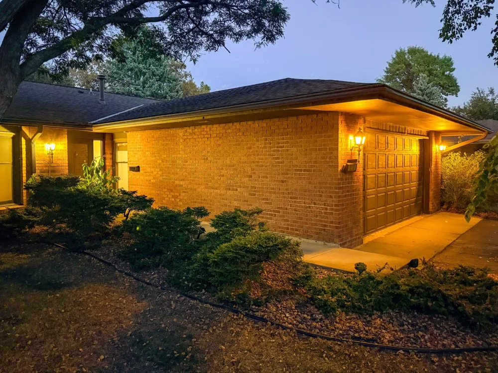 340 Inland Lane Plymouth, MN 55447