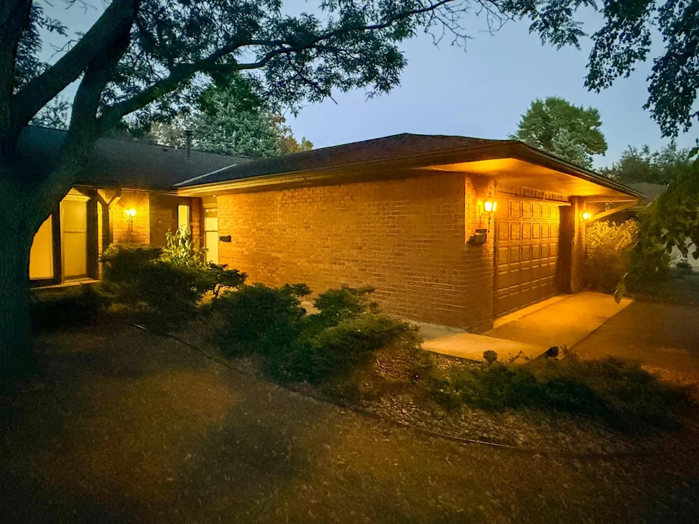340 Inland Lane Plymouth, MN 55447