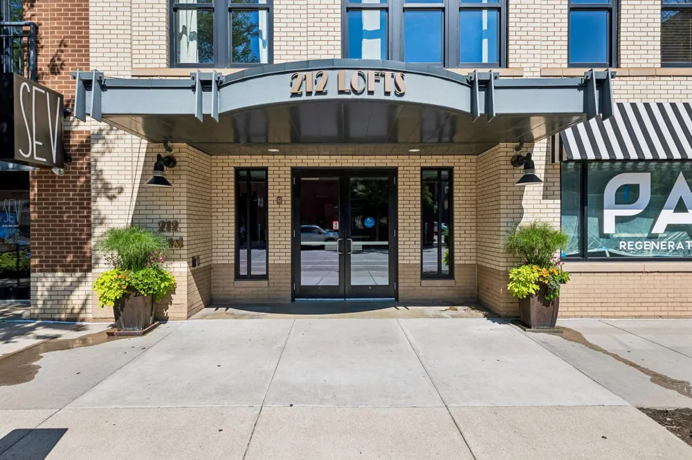 212 1st Street #610 Minneapolis, MN 55401