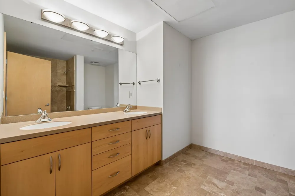 212 1st Street #610 Minneapolis, MN 55401