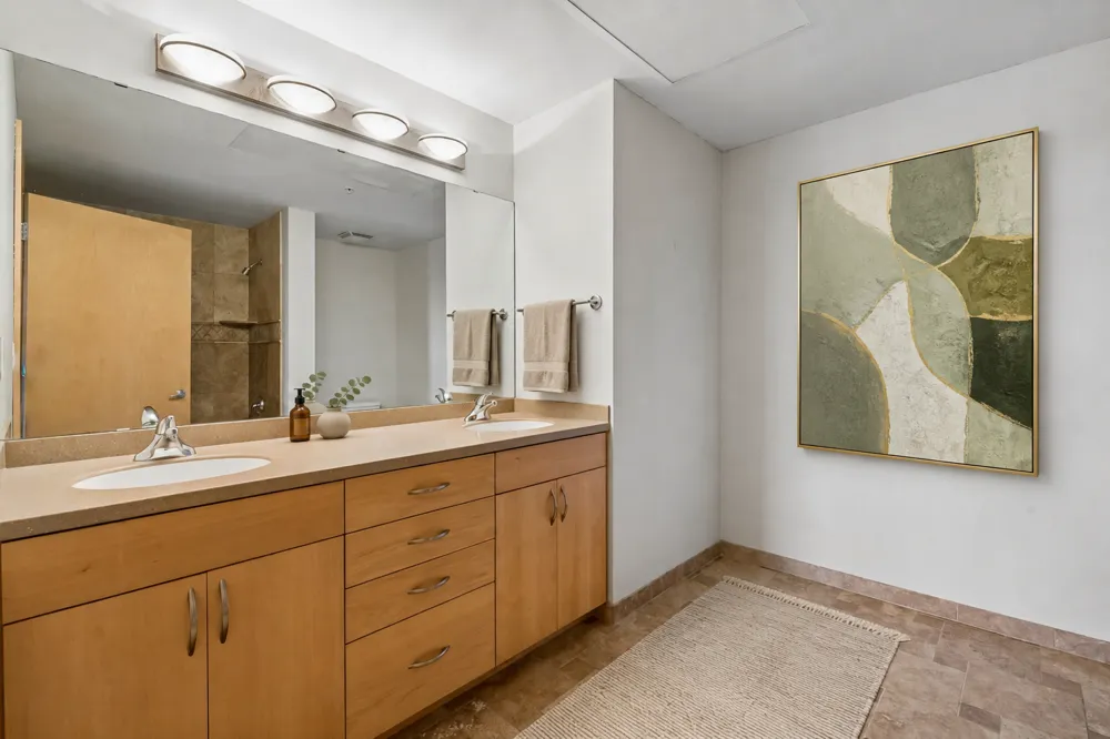212 1st Street #610 Minneapolis, MN 55401