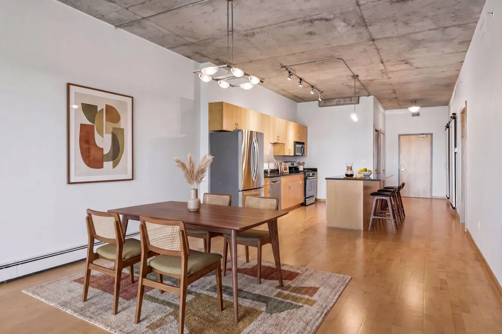 212 1st Street #610 Minneapolis, MN 55401