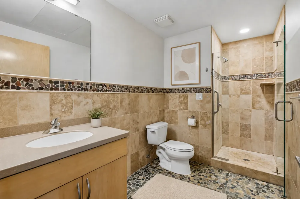 212 1st Street #610 Minneapolis, MN 55401