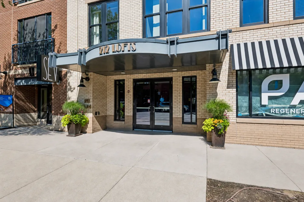 212 1st Street #610 Minneapolis, MN 55401